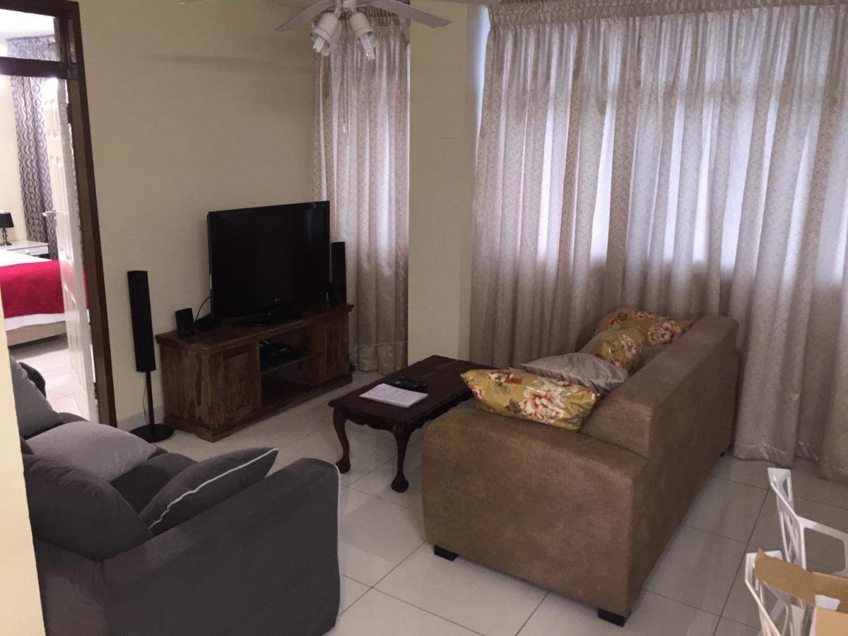 South Coast Beachfront Holiday Apartments 아만짐토티 외부 사진