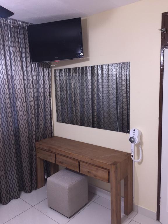 South Coast Beachfront Holiday Apartments 아만짐토티 외부 사진