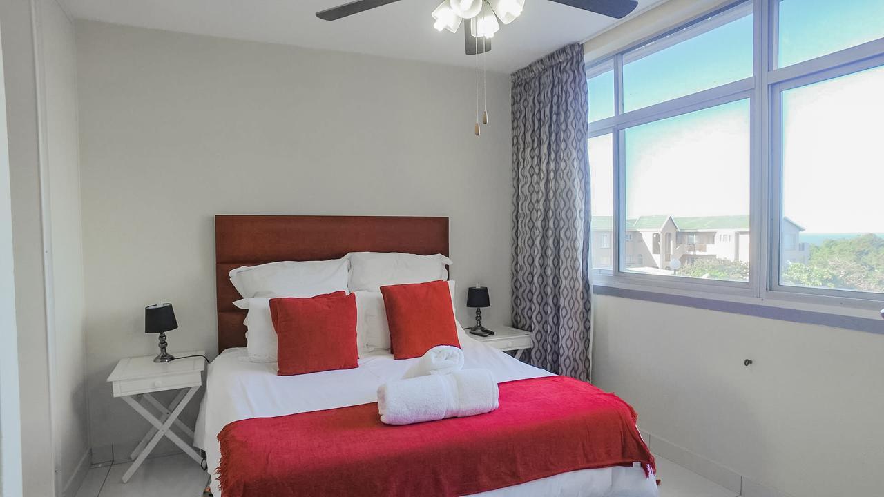 South Coast Beachfront Holiday Apartments 아만짐토티 외부 사진