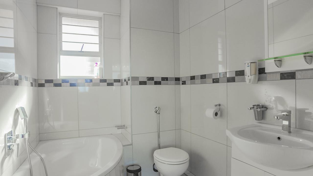 South Coast Beachfront Holiday Apartments 아만짐토티 외부 사진